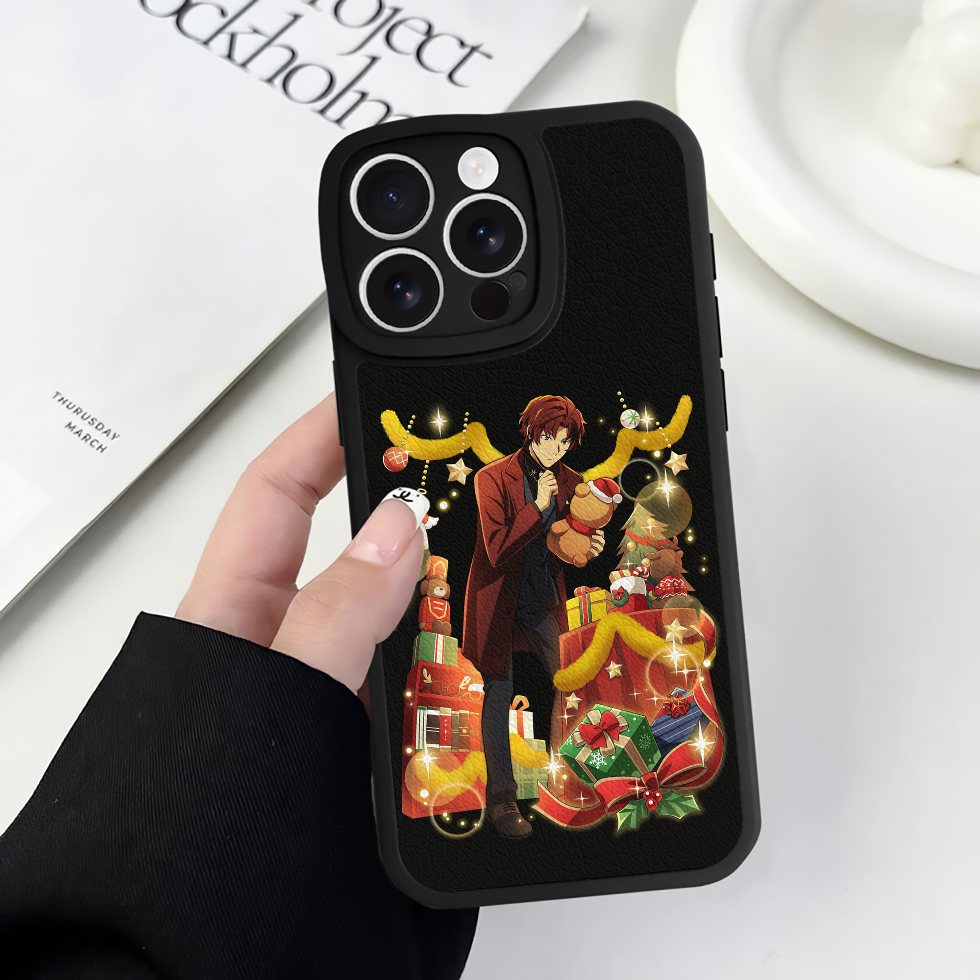 （画像用） 文豪ストレイドッグス Bungo Stray Dogs 【iPhone 16シリーズ対応】シリコンスマホケース（レザー調） 材質：シリコン